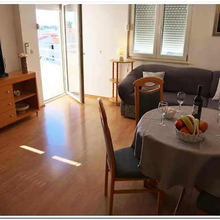 Apartment Apartman Sonja Makarska